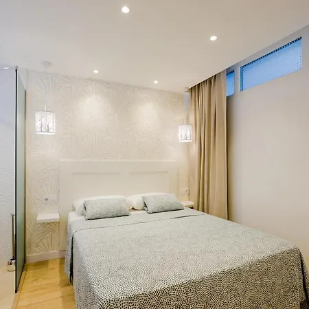 Stylish & Modern 2 Bedroom In Olympia Playa Americas Playa de las Américas