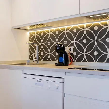 Stylish & Modern 2 Bedroom In Olympia Playa Americas Daire Playa de las Américas