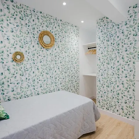 Stylish & Modern 2 Bedroom In Olympia Playa Americas Daire Playa de las Américas